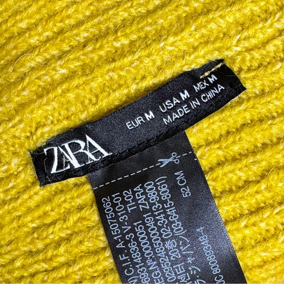 Zᴀʀᴀ Tʜɪᴄᴋ Kɴɪᴛ Rɪʙʙᴇᴅ Bᴇᴀɴɪᴇ ɪɴ Cʜᴀʀᴛʀᴇᴜsᴇ - Picture 12 of 15